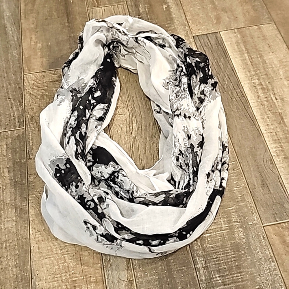 Black & White Splash Infinity Scarf